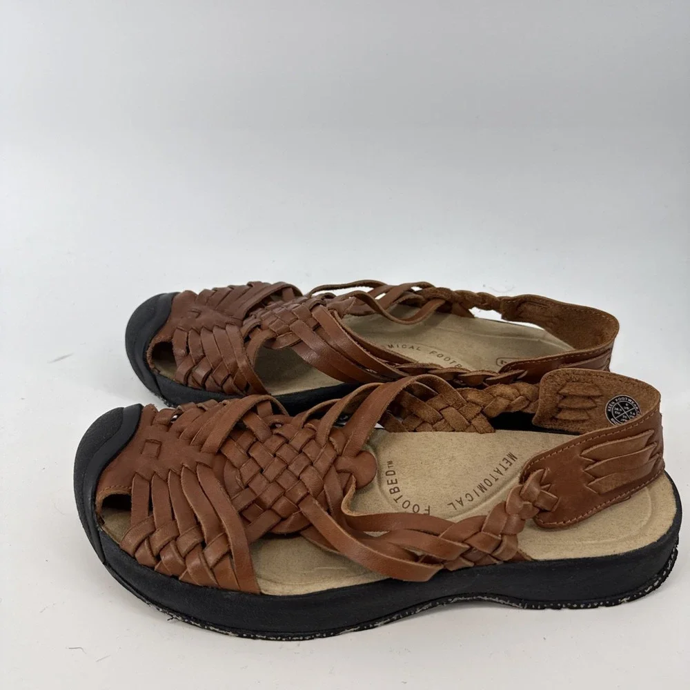 KEEN Fisherman Sandals Women 8 Brown Leather Woven Closed Toe Outdoor Comfort